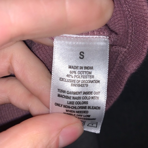 *women’s small Aeropostale cropped tee - Picture 3 of 5